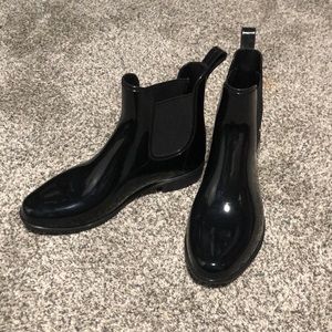 Black Chelsea style rain boots